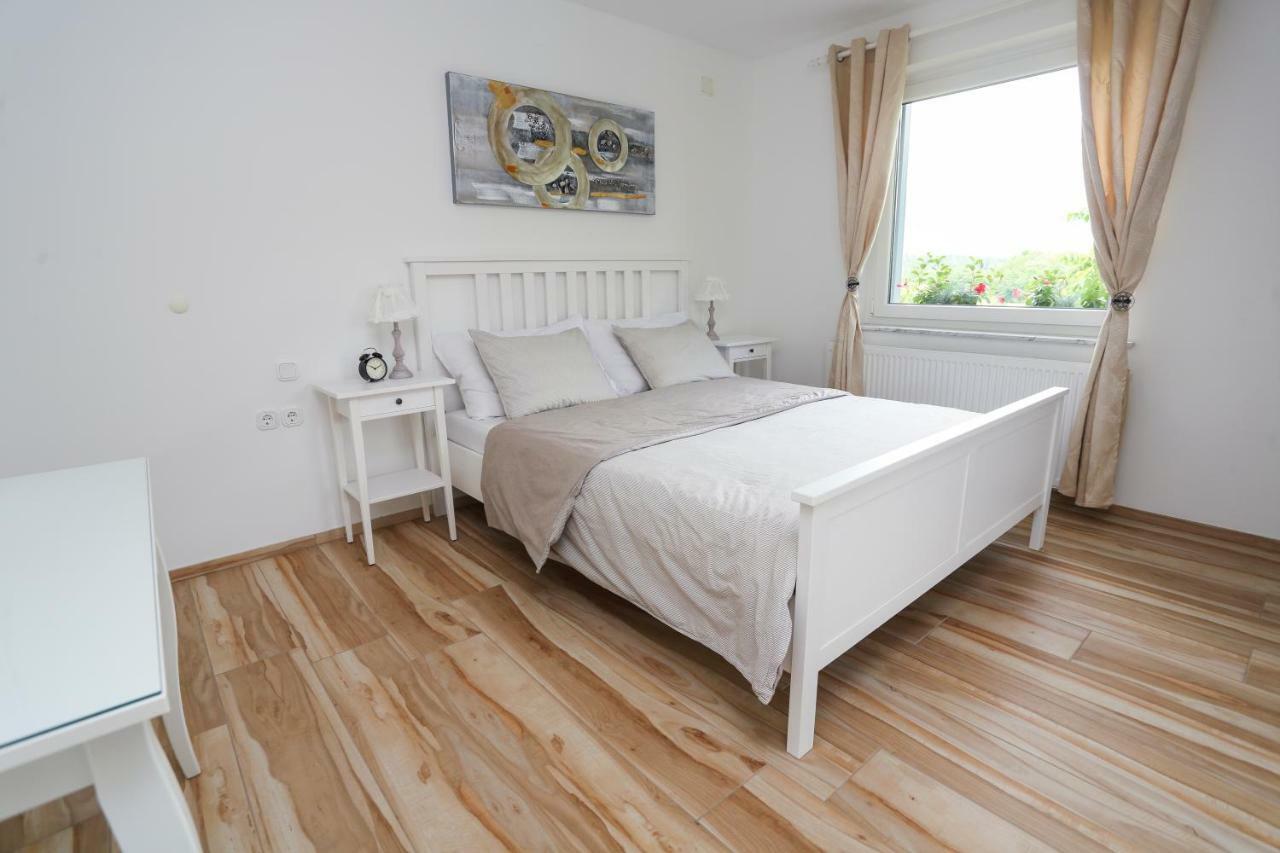 Apartments Erman Блед Екстериор снимка